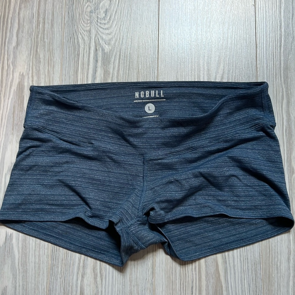 NOBULL shorts blue size large